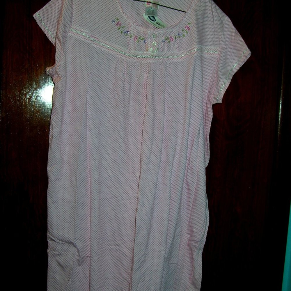 SPOTLIGHT NIGHT GOWN PINK SIZE LARGE 100% COTTON J
